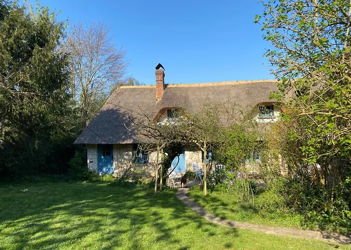 Chaumiere 8p, 4ch, 2 Sde, Grand Jardin, Proche Honfleur Holiday home Conteville (Eure)