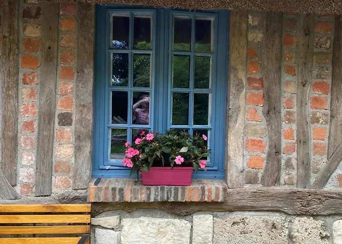 Holiday home Chaumiere 8p, 4ch, 2 Sde, Grand Jardin, Proche Honfleur Conteville (Eure)